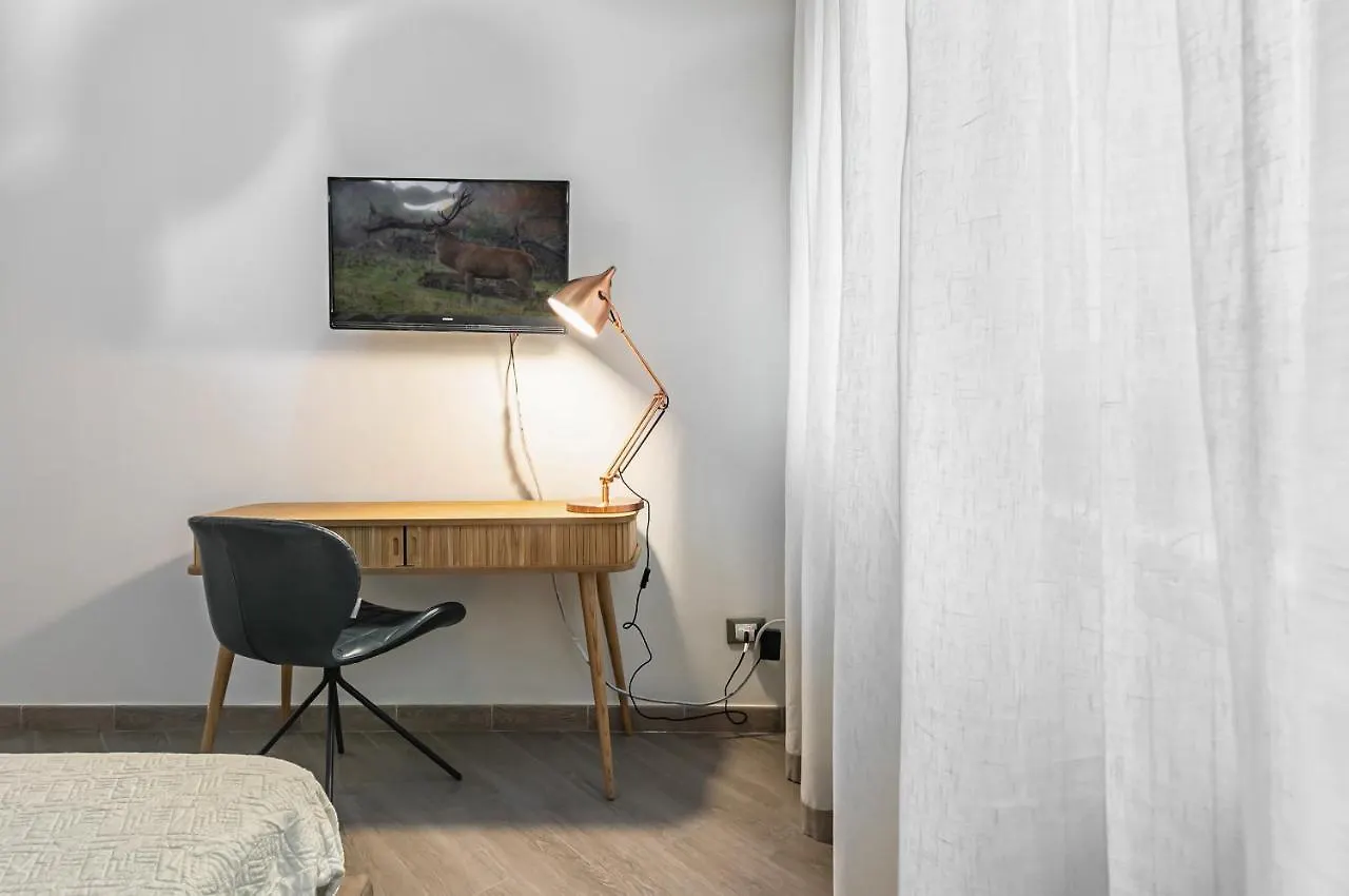 Al Qasr Design And Luxury Flat - Palermo Center Daire